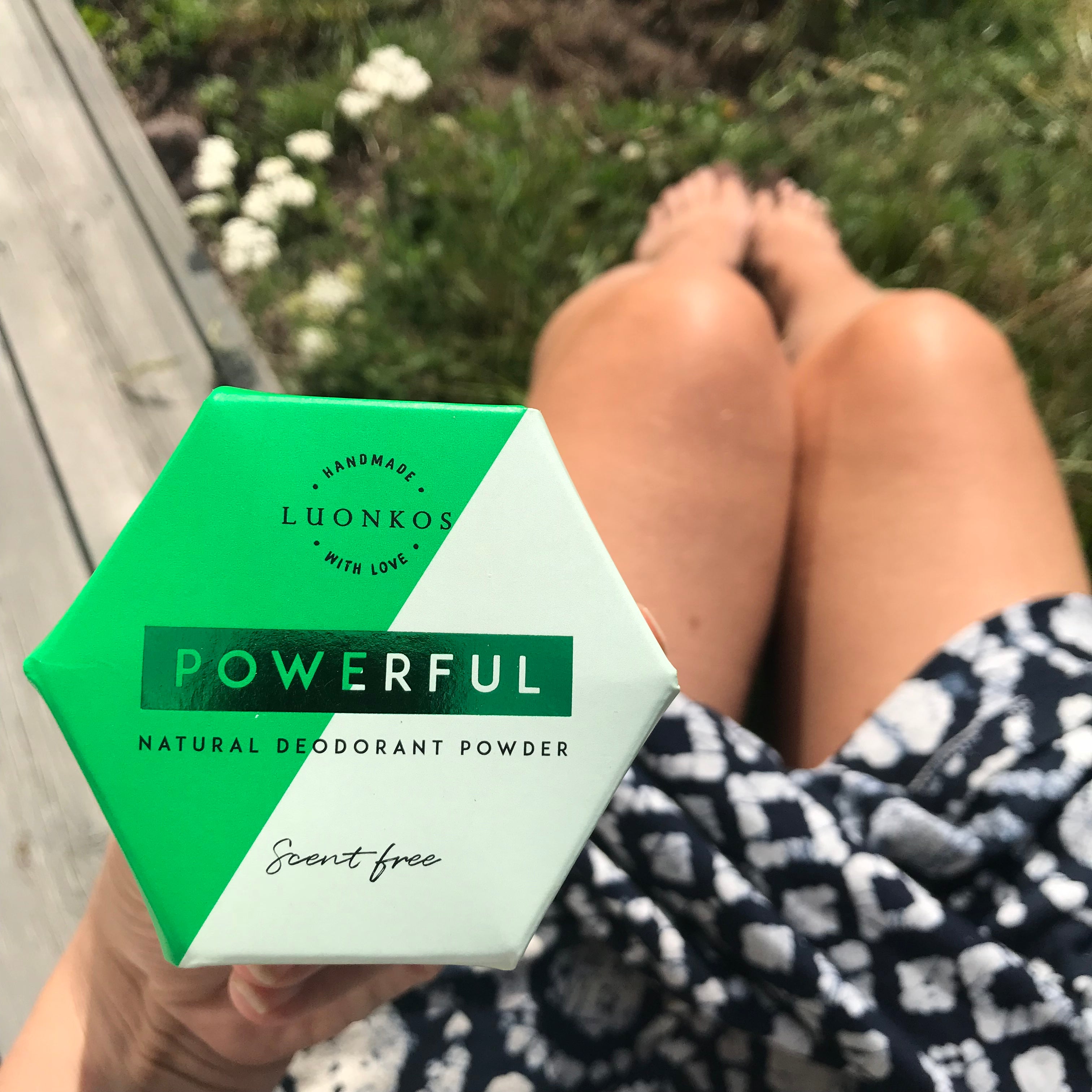 Luonkos Powerful powder deodorant, no added scents