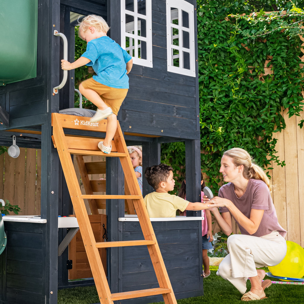 KidKraft Cozy Escape Spielturm mit Rutsche – Zweistöckiges Outdoor Klettergerüst mit Tunnelrutsche, Kletterwand & Spielküche
